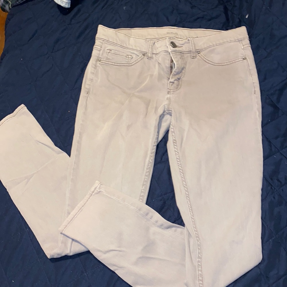 Light grey BDG skinny’s